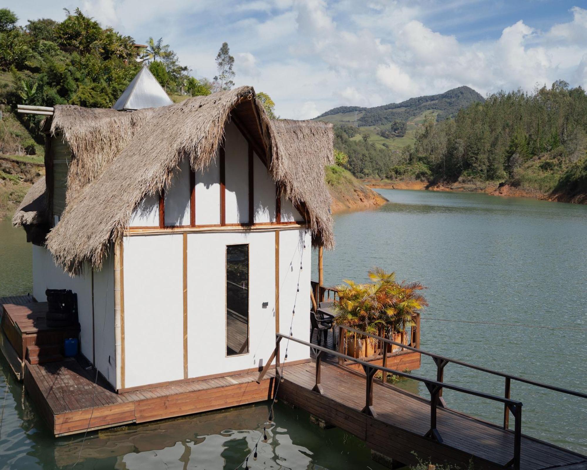 Ibuku Hotel Guatape - Chalets 部屋 写真